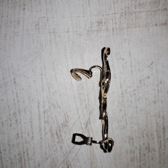 Gold Pink Crystal Butterfly Ear Cuff Wrap Earring - Picture 4 of 4